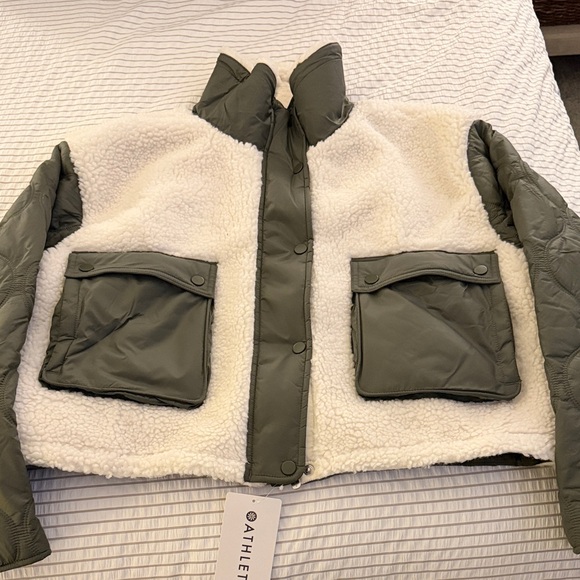 Athleta Fleece Hybrid Green and Cream Teddy Jacket - Picture 4 of 6